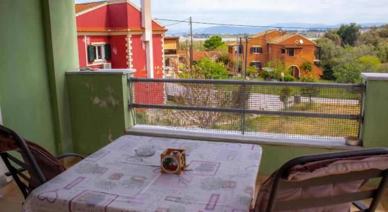 Villa with 2 rooms for 4 persons — photo 5