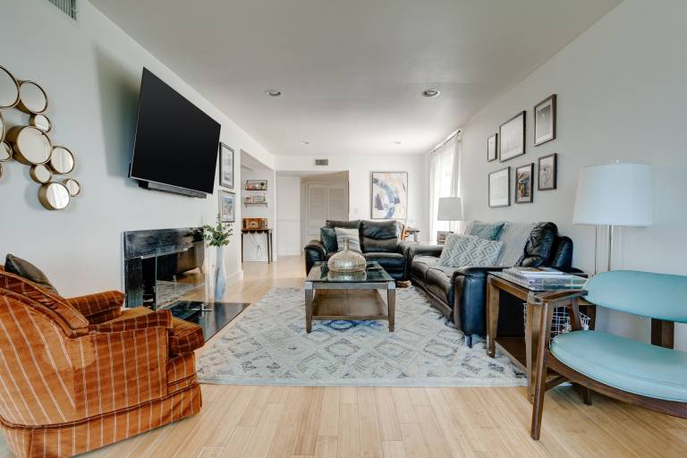 Condo Highland Park