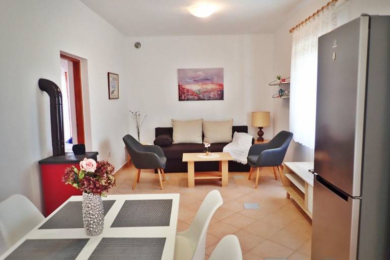 Charming apartment with patio, barbecue & garden | Sea view | Pet-friendly — photo 4