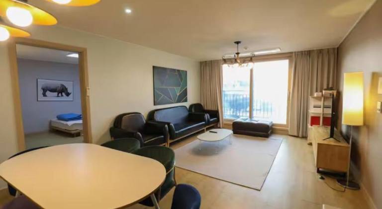 A Bridge House 1-B in Incheon