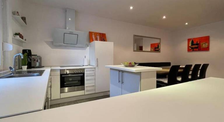 Rental apartment with terrace & grill — photo 5