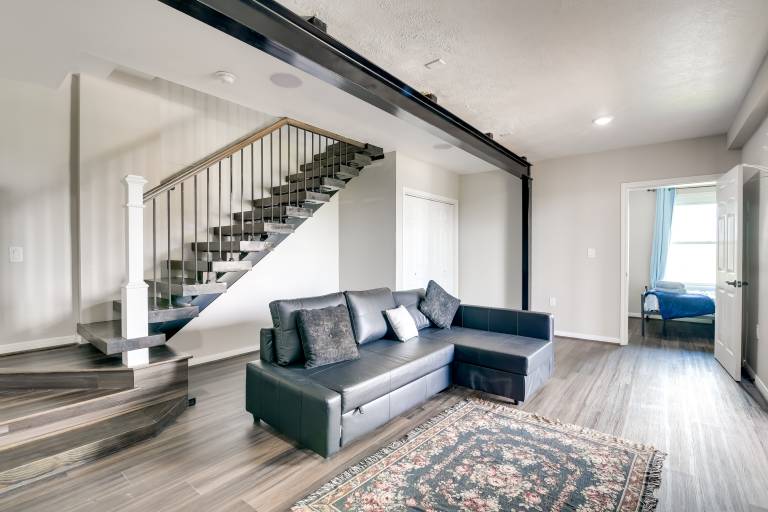 Rooftop Deck & Views! Pet-Friendly Galveston Home in Galveston, TX