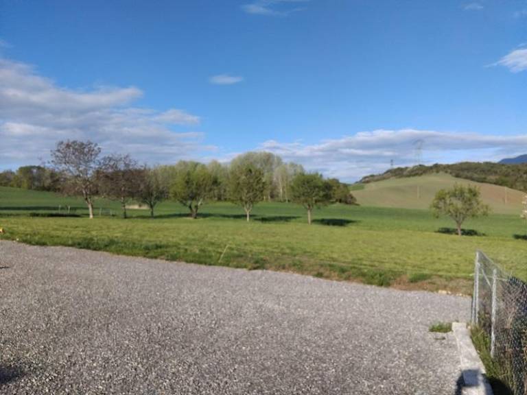 Gite with barbecue, garden & patio — photo 3