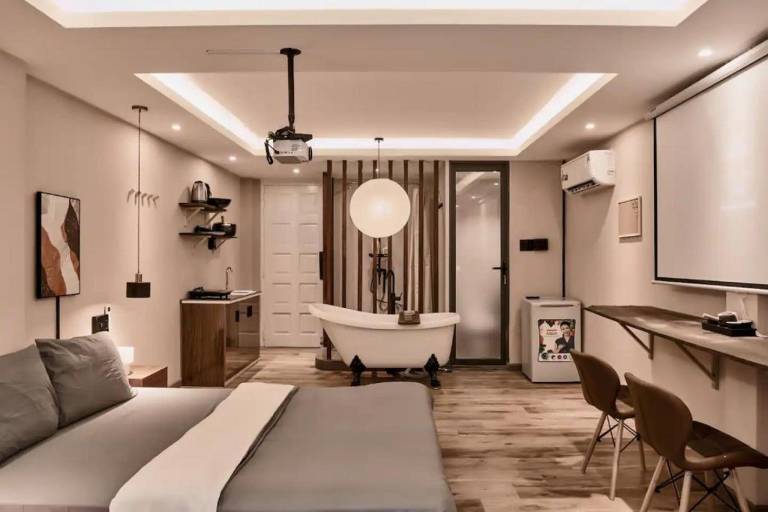 Misa Hotel - 100m to Beach in Quy Nhon