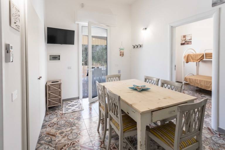 Children-friendly nice rental apartment with yard | Pet-friendly — photo 3