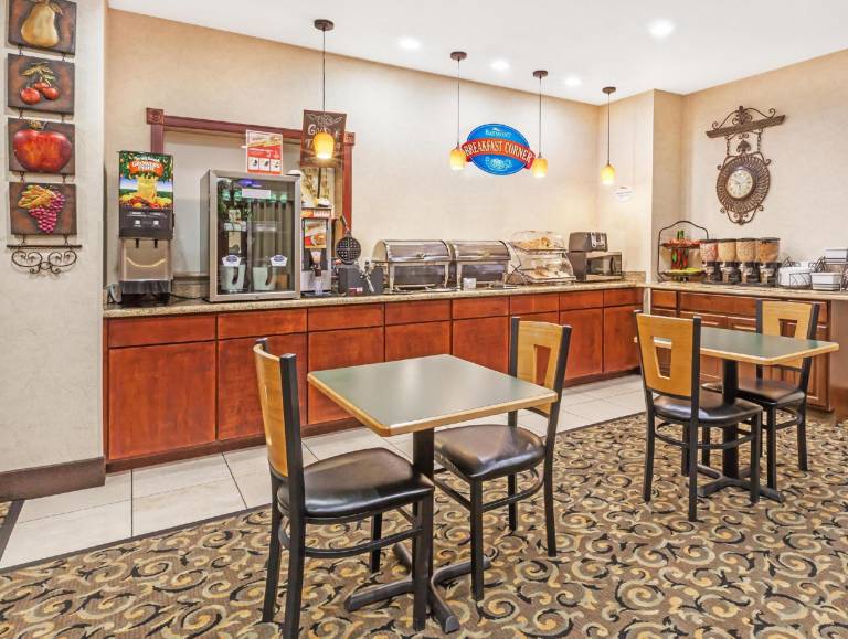 Grander Inn & Suites by IHG — photo 5