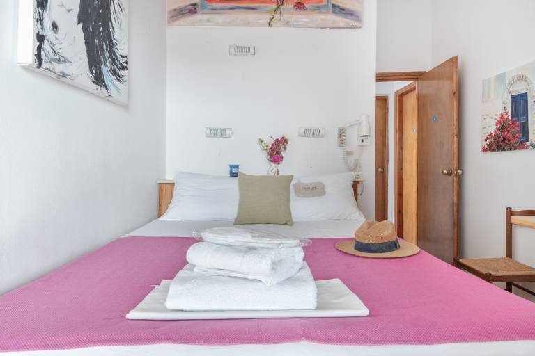 Private room with patio, barbecue & fast internet | Sea view — photo 4