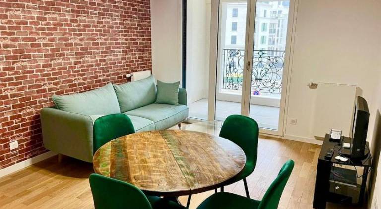 Apartment with 2 rooms for 4 persons in Vanves