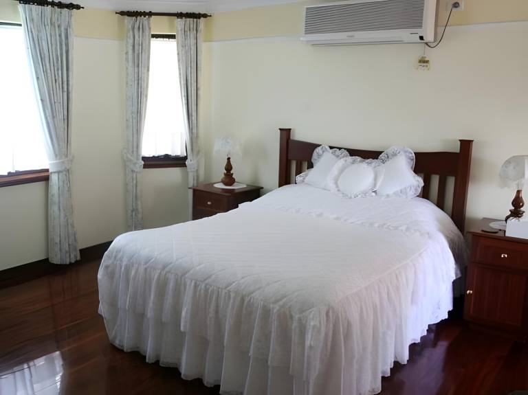 The Hideaway B&B Retreat