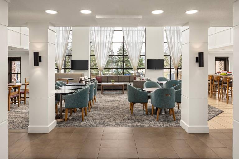 Staybridge Suites Minneapolis-Bloomington By IHG — photo 2