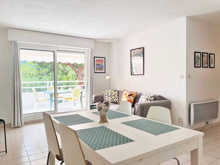Apartment | Beach nearby | Pets are welcome — photo 4
