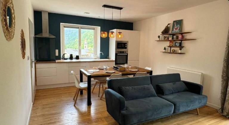 Rental apartment with terrace | Close to the ski | Pets allowed in Foix