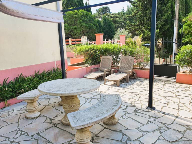 House  Aigues-Vives