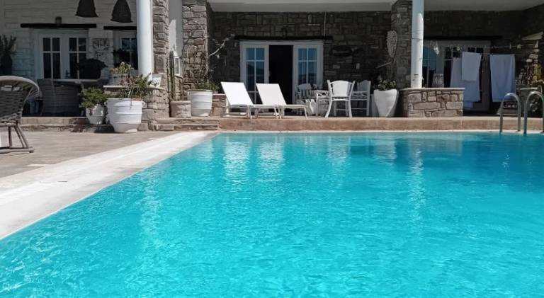 VILLA CRYSTAL BLUE SEA in Paro