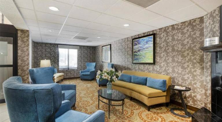Best Western Plus Richmond Hill Inn — photo 3