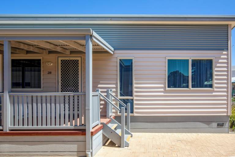 Resort  Esperance