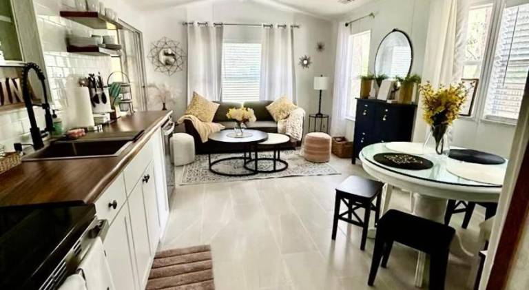 House with pool & hot tub in Kissimmee, FL