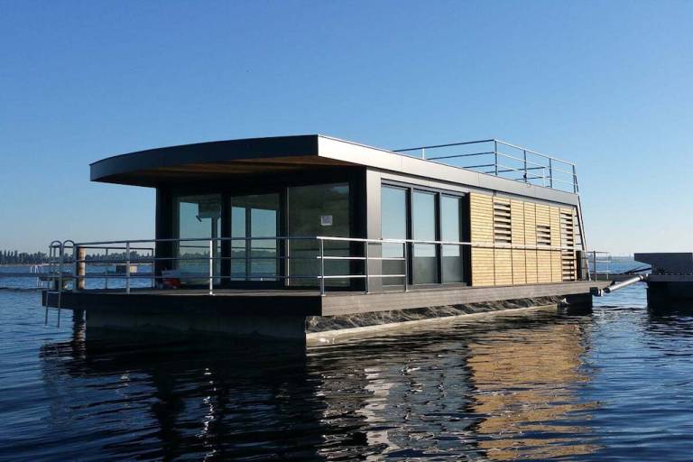 Hausboot  Löbnitz