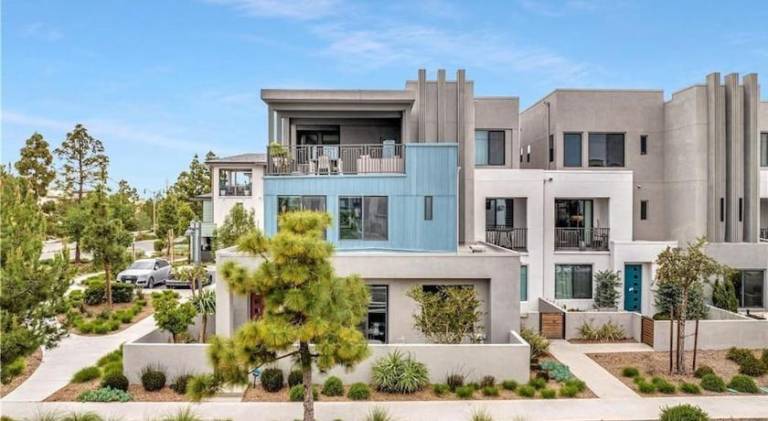 House with pool in Irvine, CA