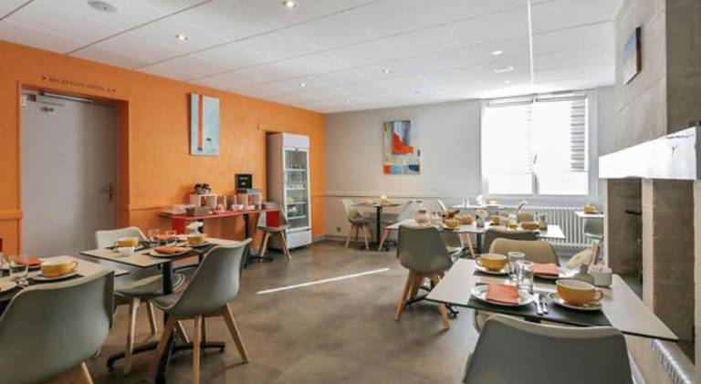 Logis Hotel Le Pelican & son restaurant — photo 4