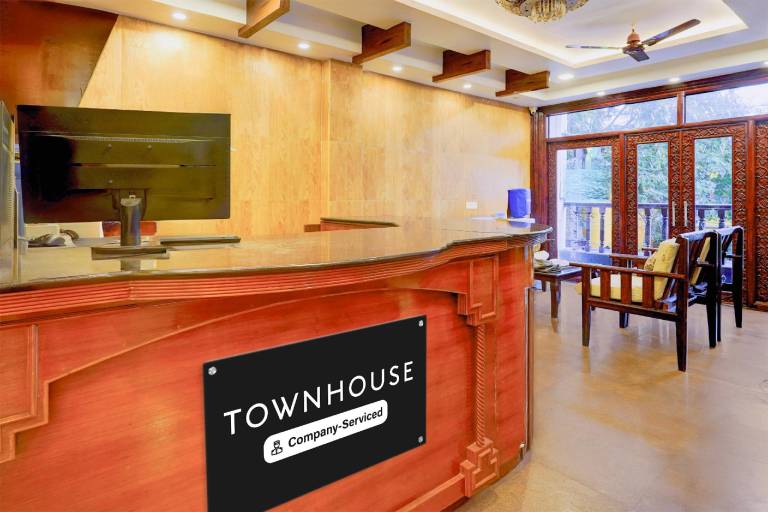 Super Townhouse White Town Rock Beach Formerly Prakasam Residency — photo 2