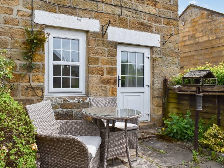 Family-oriented wonderful cottage with garden | Pets allowed in Scarborough