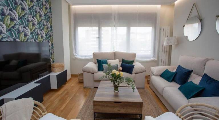 Fully equipped holiday apartment with garden, pool & jacuzzi | Suitable for remote work | Pet-friendly — photo 2