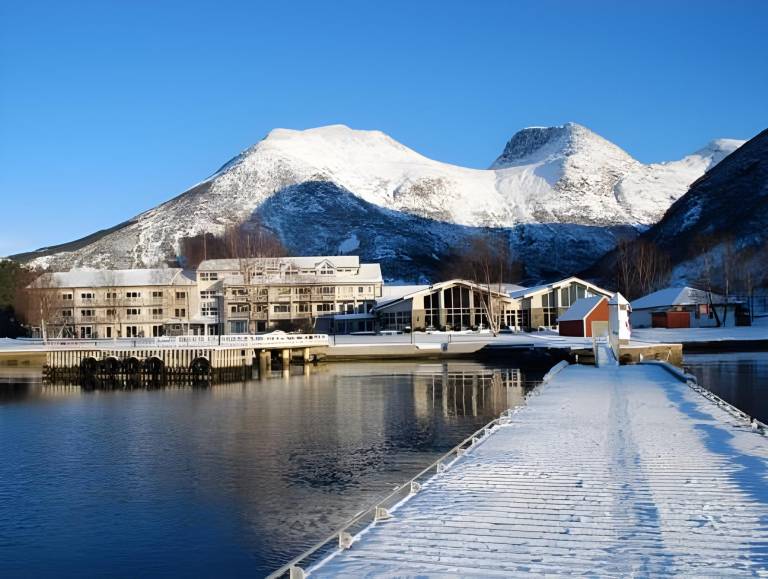 Rosendal Fjordhotel