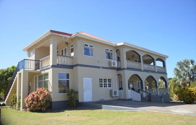 Villa Nevis