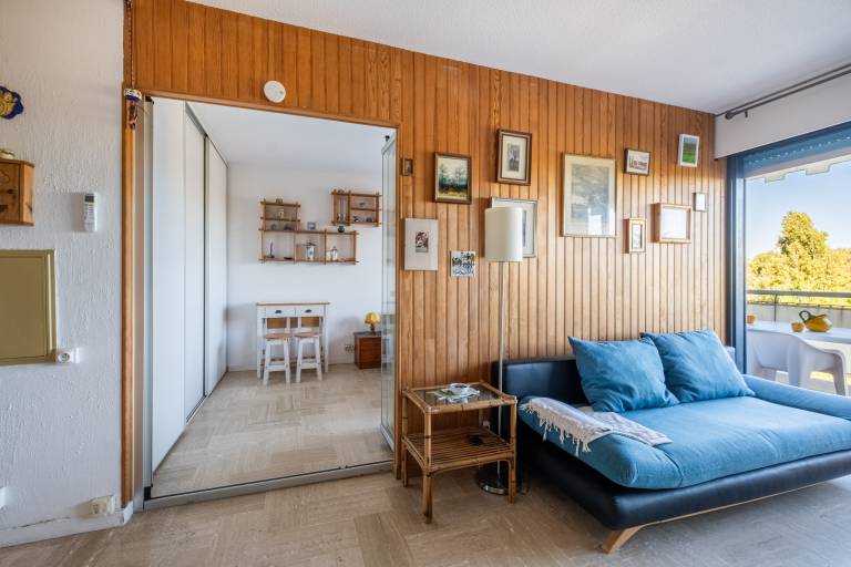Rental apartment with pool, garden & fast internet | Garden view | Suitable for remote work — photo 5
