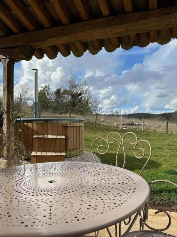 Gîtes de France - La Grangette d'Yvette avec Bain Nordique au feu de bois — photo 2