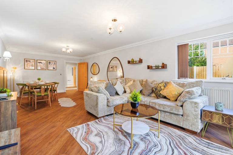 Vacation home with yard & patio | Perfect for remote work in Solihull