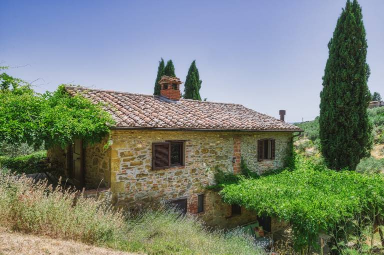 Family-friendly villa with garden, private pool & barbecue | Garden view | Suitable for remote work | Pet-friendly — photo 2