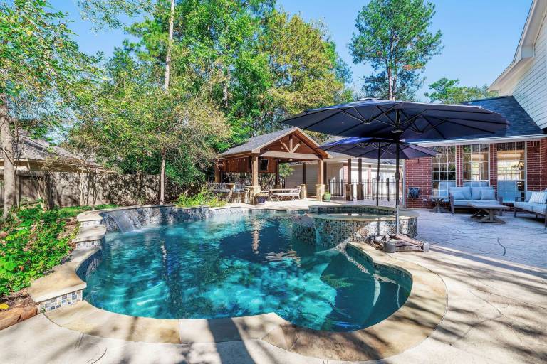 House  The Woodlands