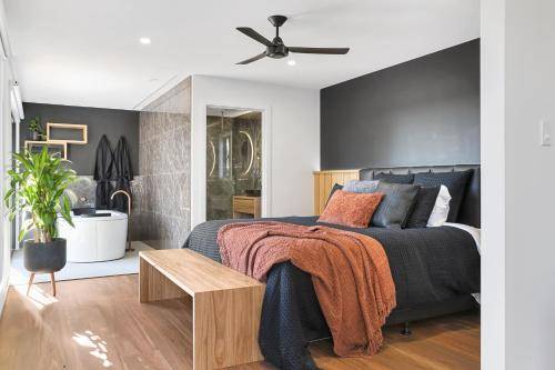 Farmhouse Penola