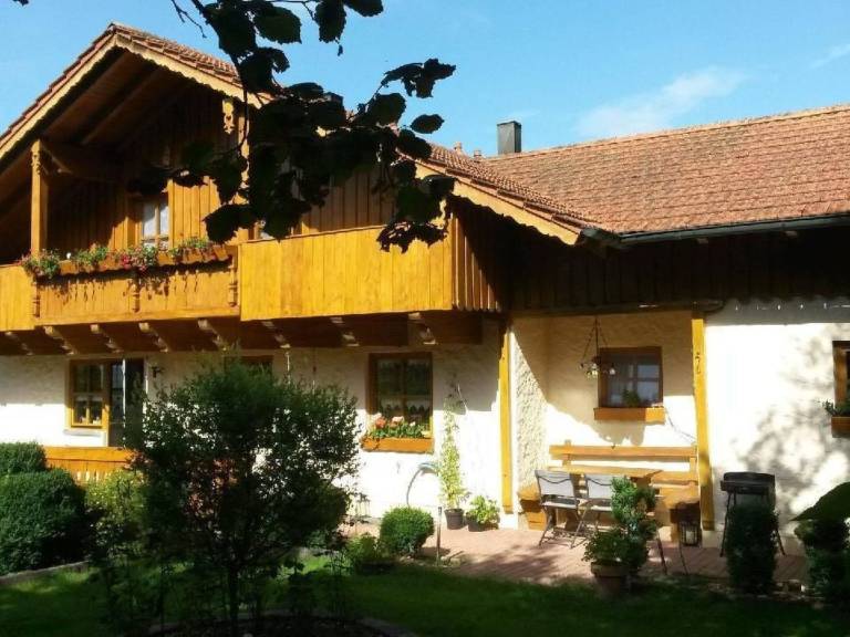 Ferienwohnung in Arrach für max. 8 Personen Ferienwohnung in Arrach für max. 8 Personen