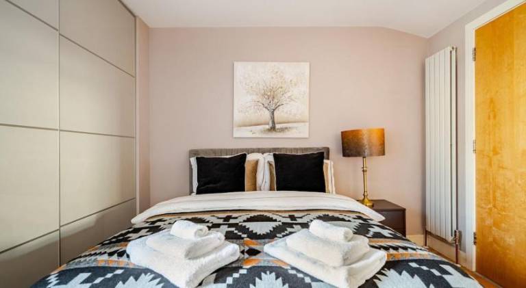 Great Value Luxury Apt in Belfast City Centre with parking in Belfast