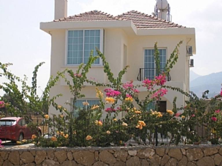 Villa  Lapta