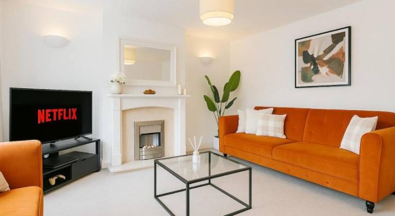 Beautiful vacation home | Pet-friendly in Bedford