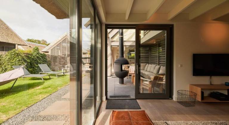 Pleasant vacation home with BBQ, terrace & sauna | Pets allowed — photo 3