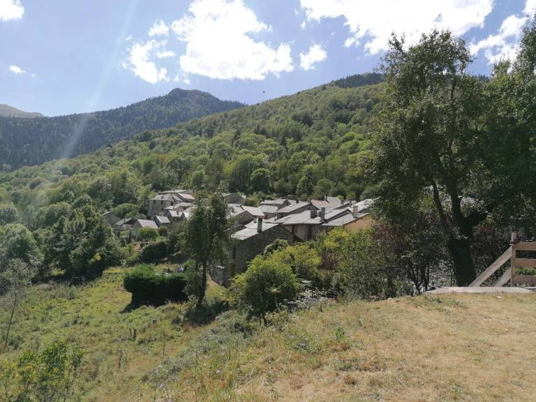 Lovely gite with barbeque, garden & terrace | Pet-friendly — photo 4