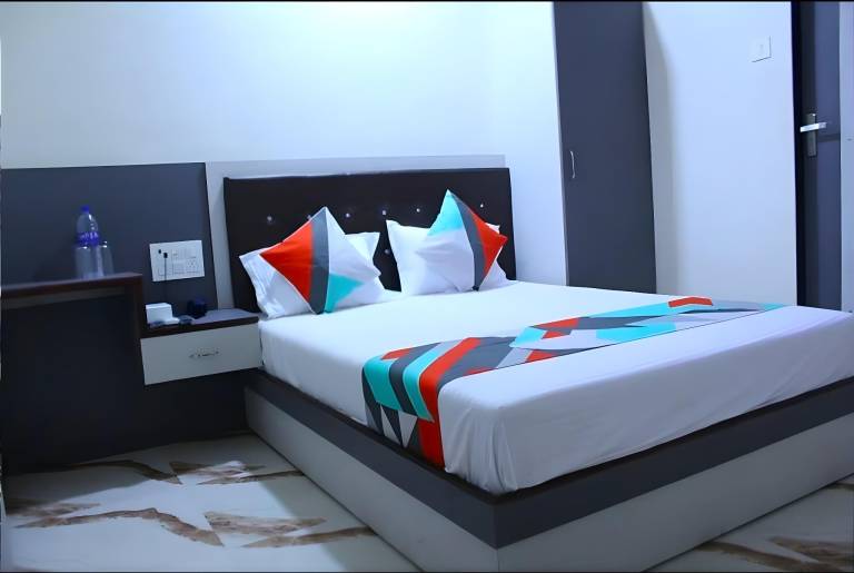 Apartment Powai Lake