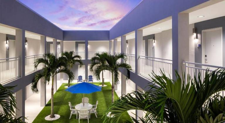 Star Suites - A Vero Beach Hotel — photo 3