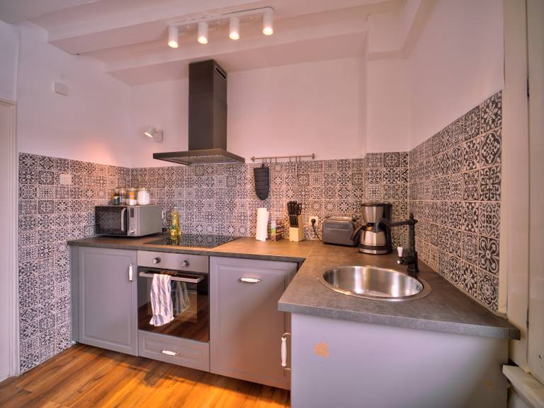 Boarding house | City view — photo 2