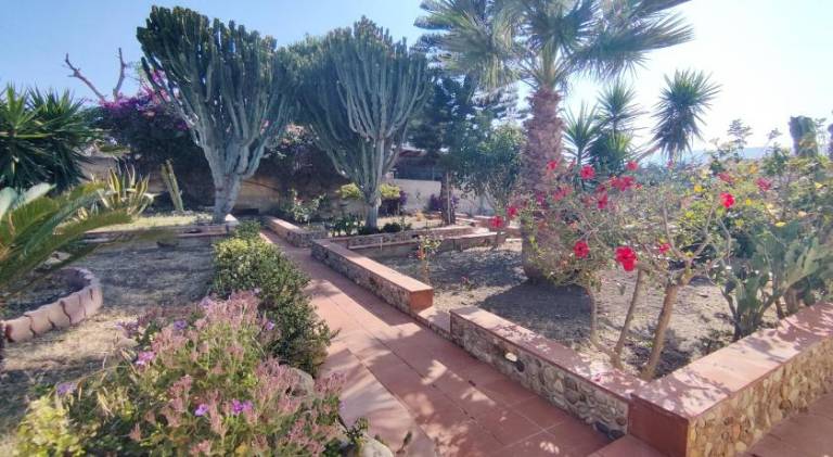 Vacation home with 2 rooms for 6 persons in Agrigento