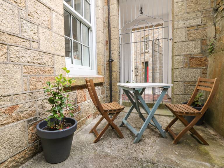 Cottage with garden | Beach view — photo 4
