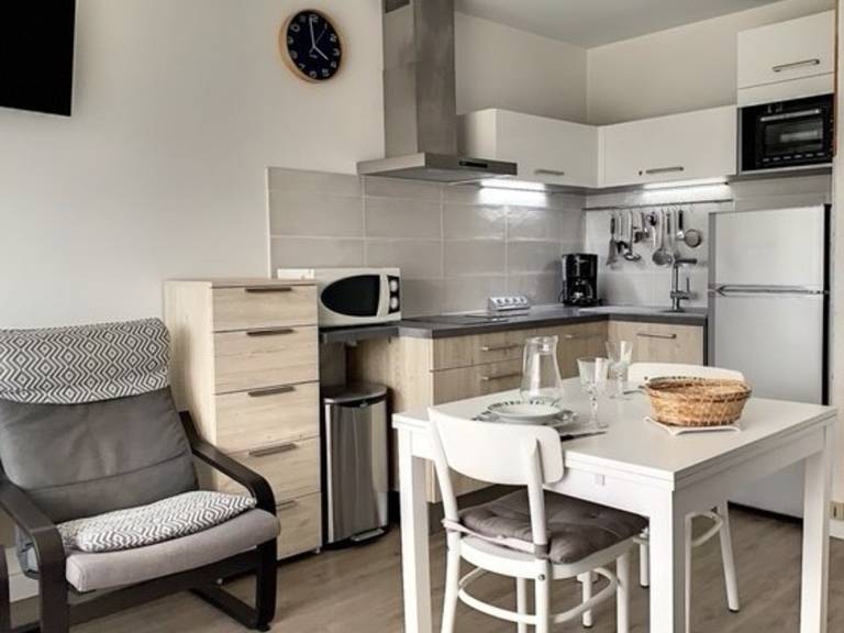 Charming air-conditioned studio, pets welcome in Balaruc-les-Bains — photo 5