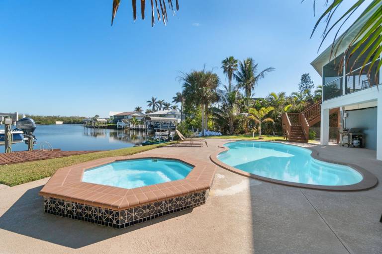 House North Naples