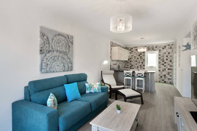 Children-friendly pleasant holiday apartment with terrace, BBQ & heated pool | Mountain view | Perfect for remote work | Dogs allowed — photo 5