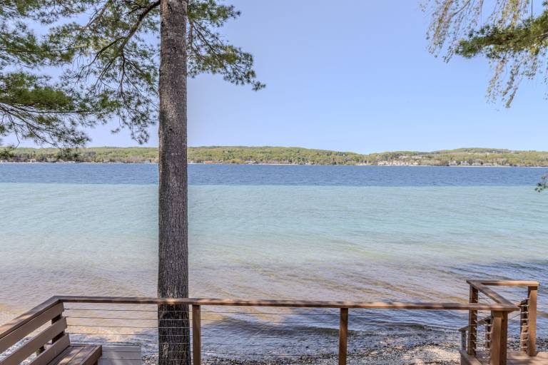 House Suttons Bay